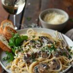 Pasta cremosa de champiñones asados